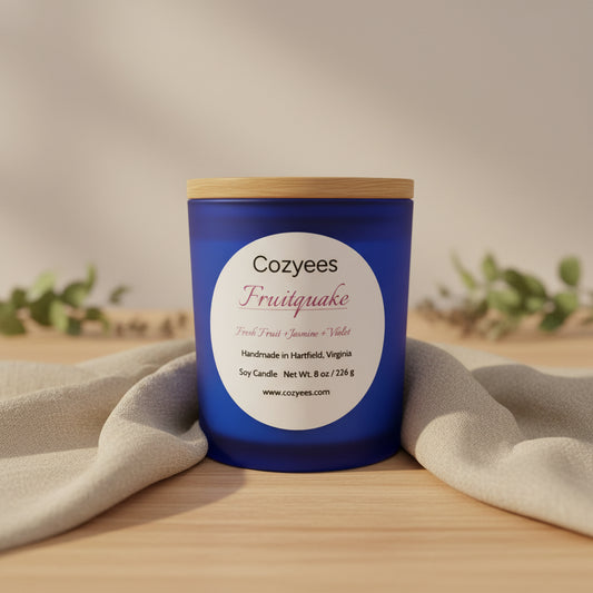 Cozyees-Fruitquake candle in blue jar