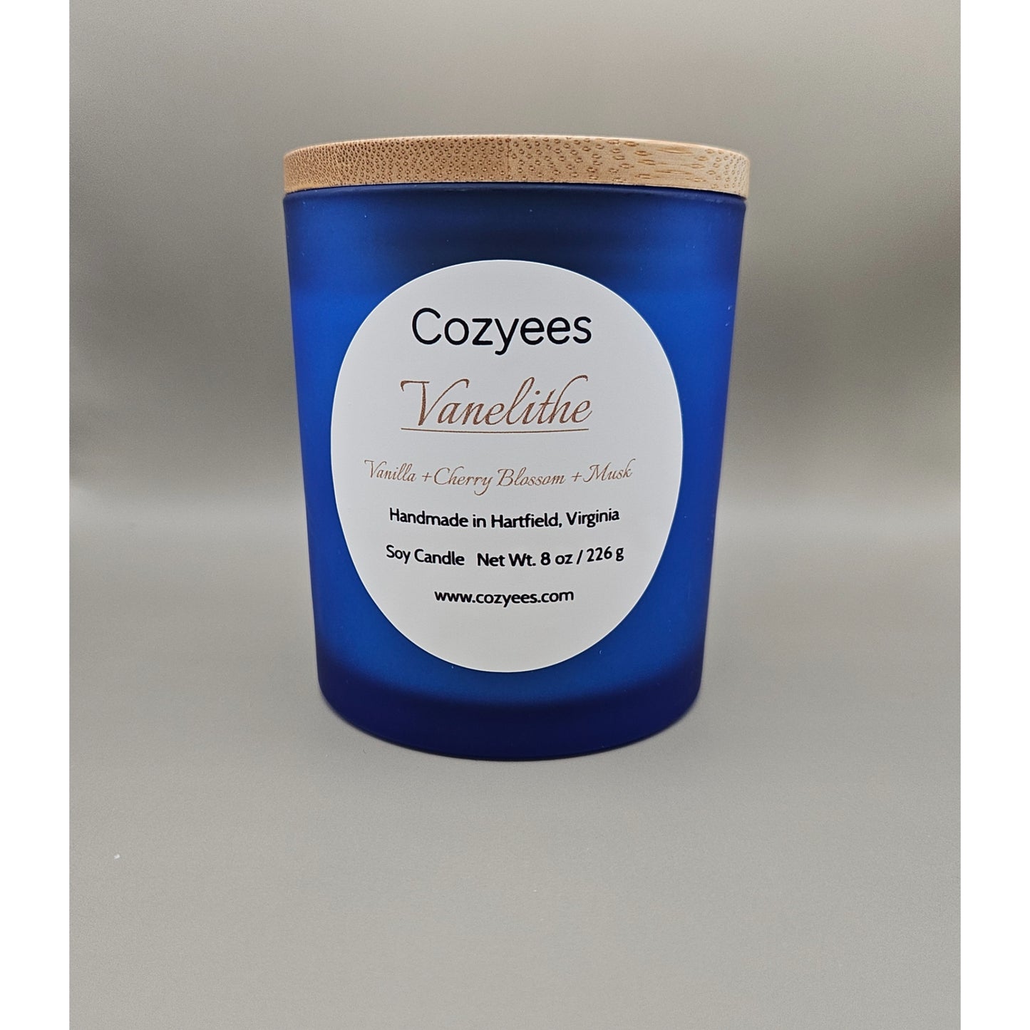 Cozyees-Vanelithe candle in blue jar