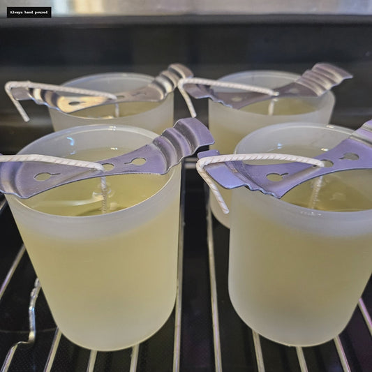 Cozyees slideshow images of candle pouring process